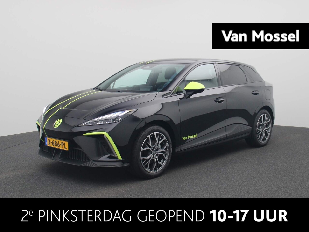 MG MG4 Electric - Long Range Luxury 64 kWh MG 4 Long Range Luxury 64 kWh | Speciale Striping | 18'' Velgen | - AutoWereld.nl