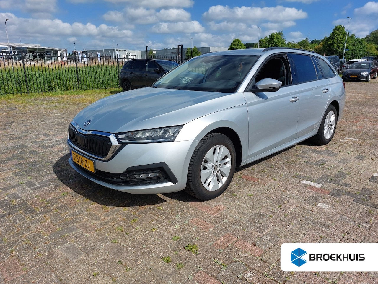 Skoda Octavia Combi - 1.0 TSI Business Edition 1.0 TSI Business Edition - AutoWereld.nl