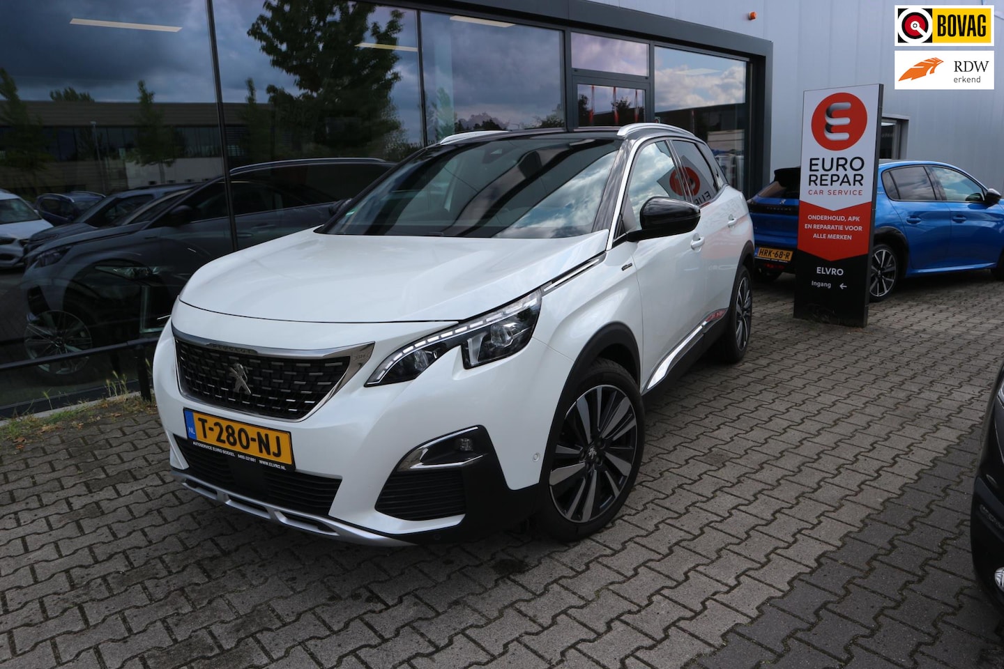 Peugeot 3008 - 1.2 PureTech GT Line LED CRUISE CLIMA STOELVERW TREKHAAK PDC V+A 19INCH RIJKLAARPRIJS!! - AutoWereld.nl