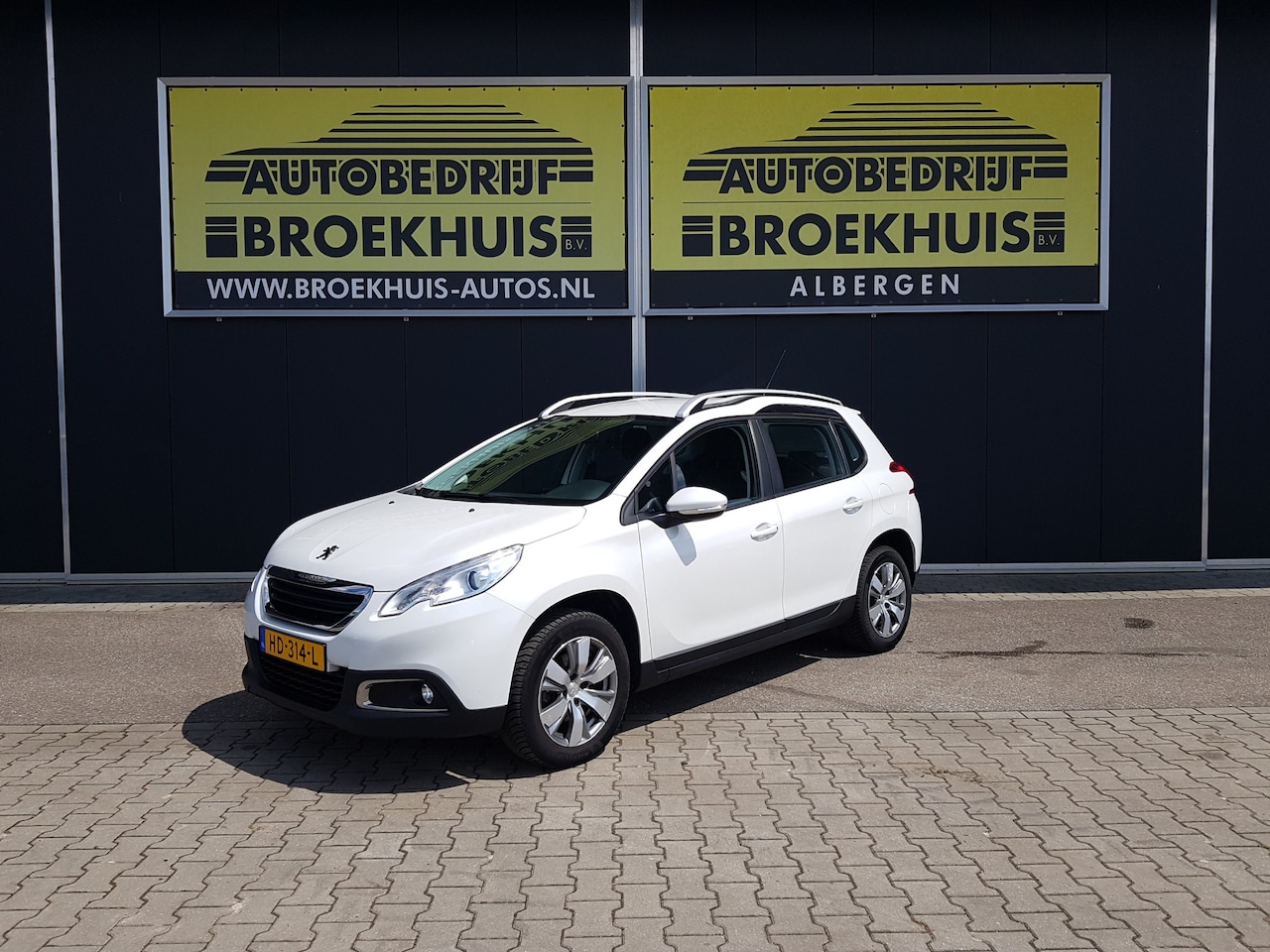 Peugeot 2008 - 1.2 PureTech Active 1.2 PureTech Active - AutoWereld.nl