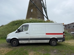 Mercedes-Benz Sprinter - 311 2.2 CDI 366 DC AUTOMAAT EERSTE EIGENAAR AIRCO CAMERA TREKHAAK 2800KG