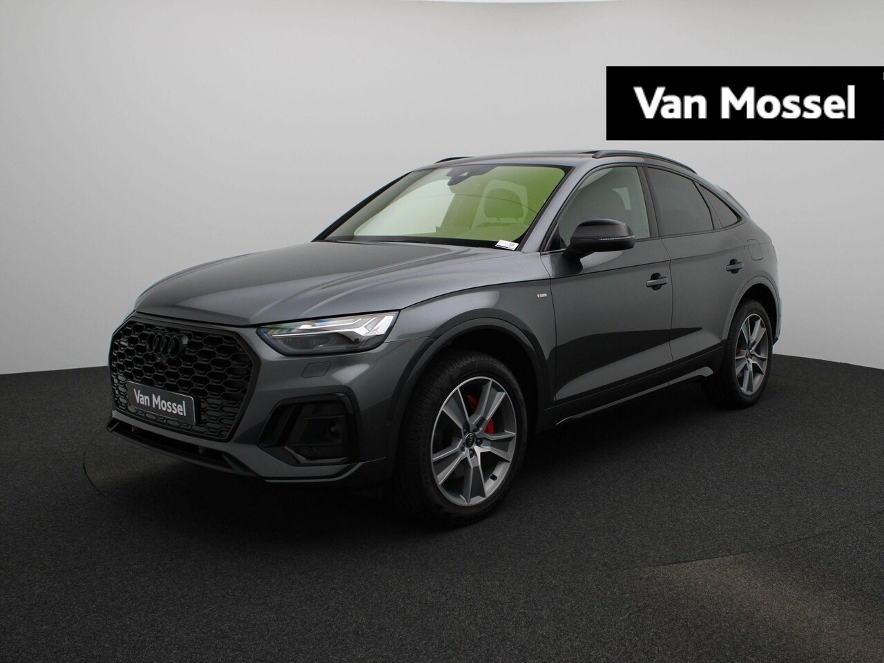 Audi Q5 Sportback - 55 TFSI e S edition Competition 367 PK | S-line | Automaat | Navigatie | 360 Camera | Pano - AutoWereld.nl