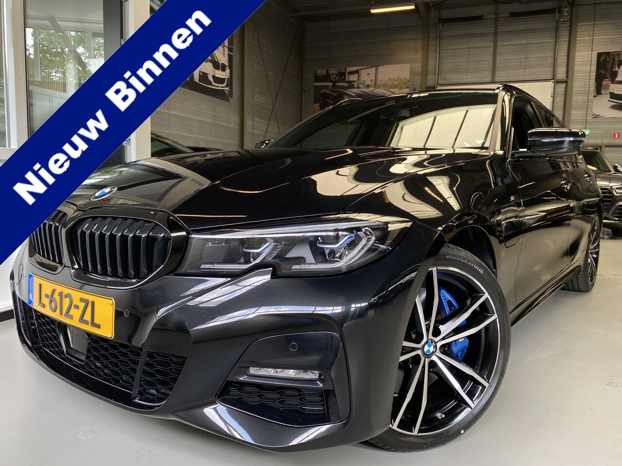 BMW 3-serie Touring - 320e M pakket Edition Plus Head up, Camera, M Pakket - AutoWereld.nl
