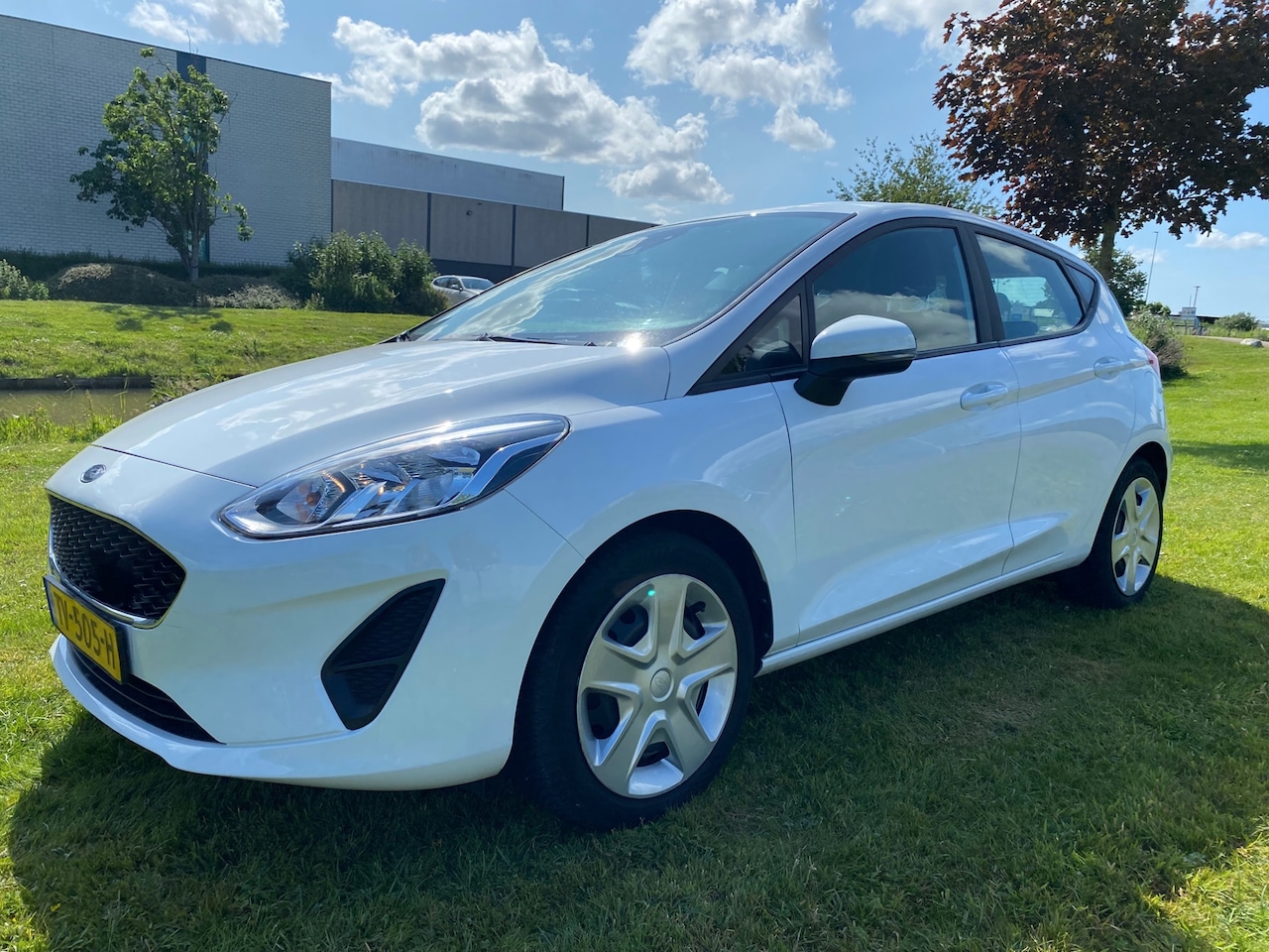Ford Fiesta - 2019 * 1.1 Trend * AIRCO * ELEC. RAMEN * NAVI * CRUISE CONTROL - AutoWereld.nl