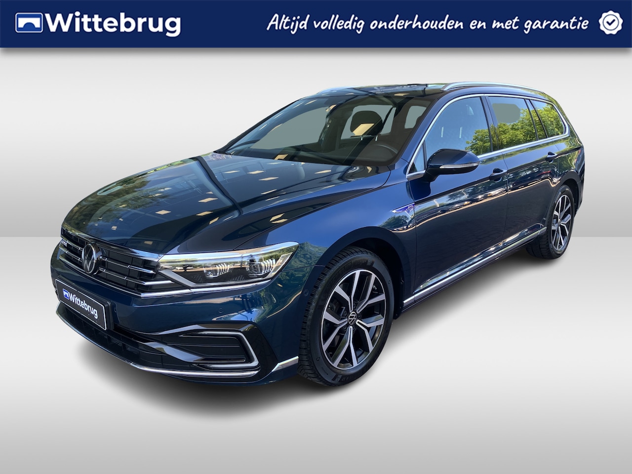 Volkswagen Passat Variant - 1.4 TSI PHEV GTE Business / Parkeer assistent / 17'' licht metaal / Verwarmbare voorstoele - AutoWereld.nl