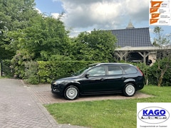 Ford Focus Wagon - 1.8 Titanium