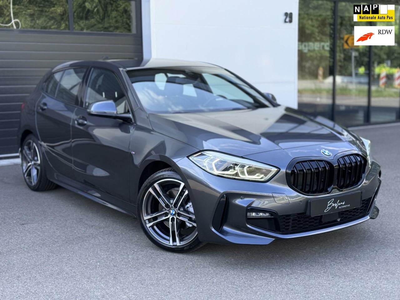 BMW 1-serie - 118i M Sport Edition Adaptive | Org NL |Automaat - AutoWereld.nl