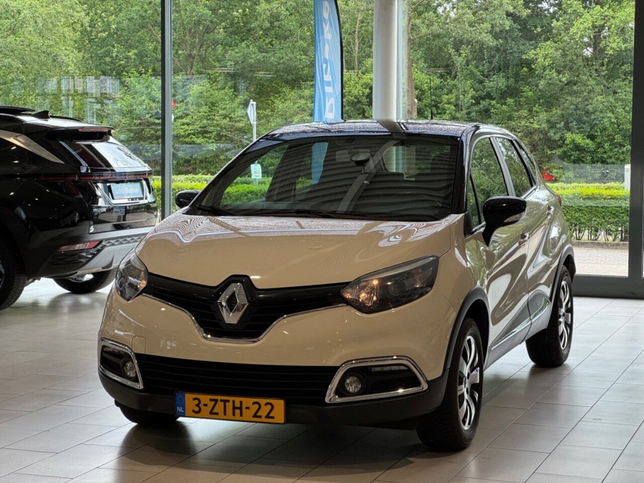 Renault Captur - 0.9 TCe Dynamique Keyless Airco Trekhaak Cruise - AutoWereld.nl