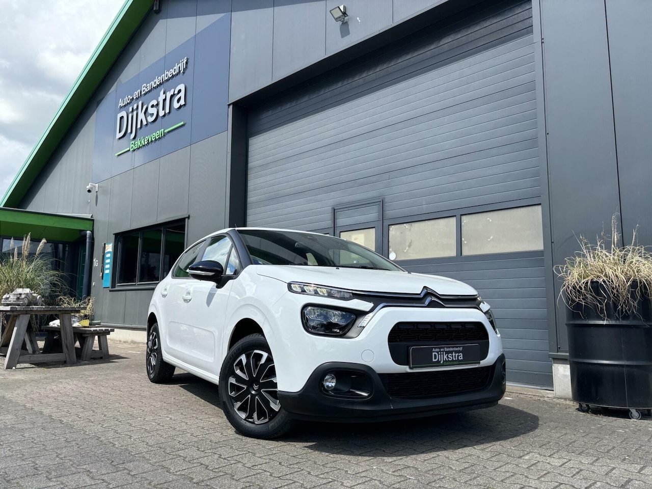 Citroën C3 - 1.2 Business Airco, Cruise Control/ AppleCarPlay/ AndroidAuto