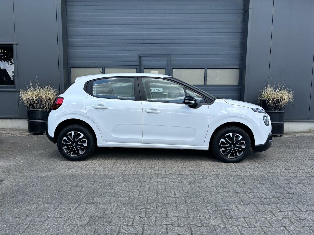 Citroën C3 - 1.2 Business Airco, Cruise Control/ AppleCarPlay/ AndroidAuto