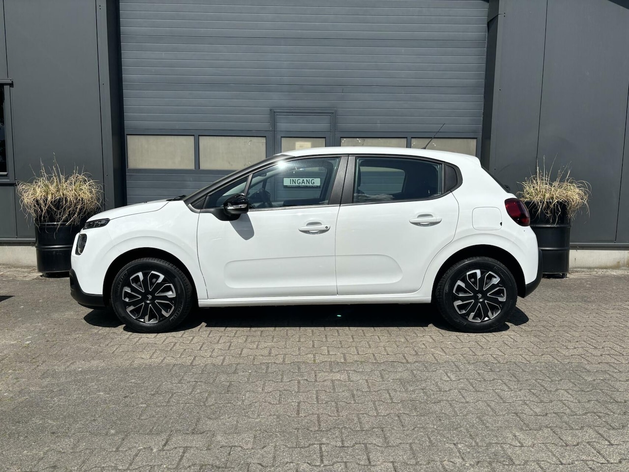 Citroën C3 - 1.2 Business Airco, Cruise Control/ AppleCarPlay/ AndroidAuto