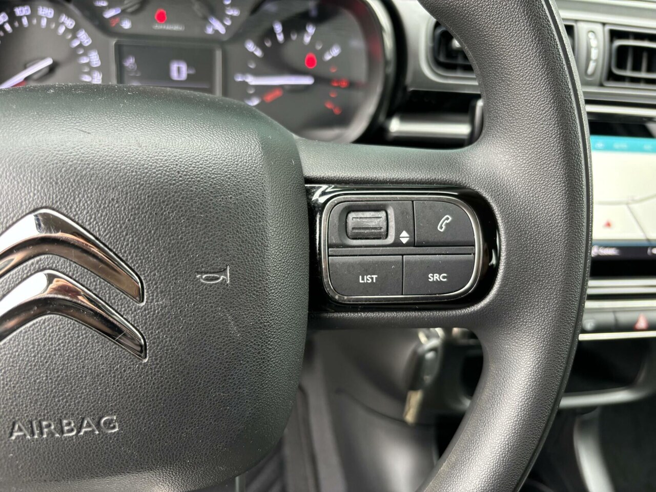 Citroën C3 - 1.2 Business Airco, Cruise Control/ AppleCarPlay/ AndroidAuto!!