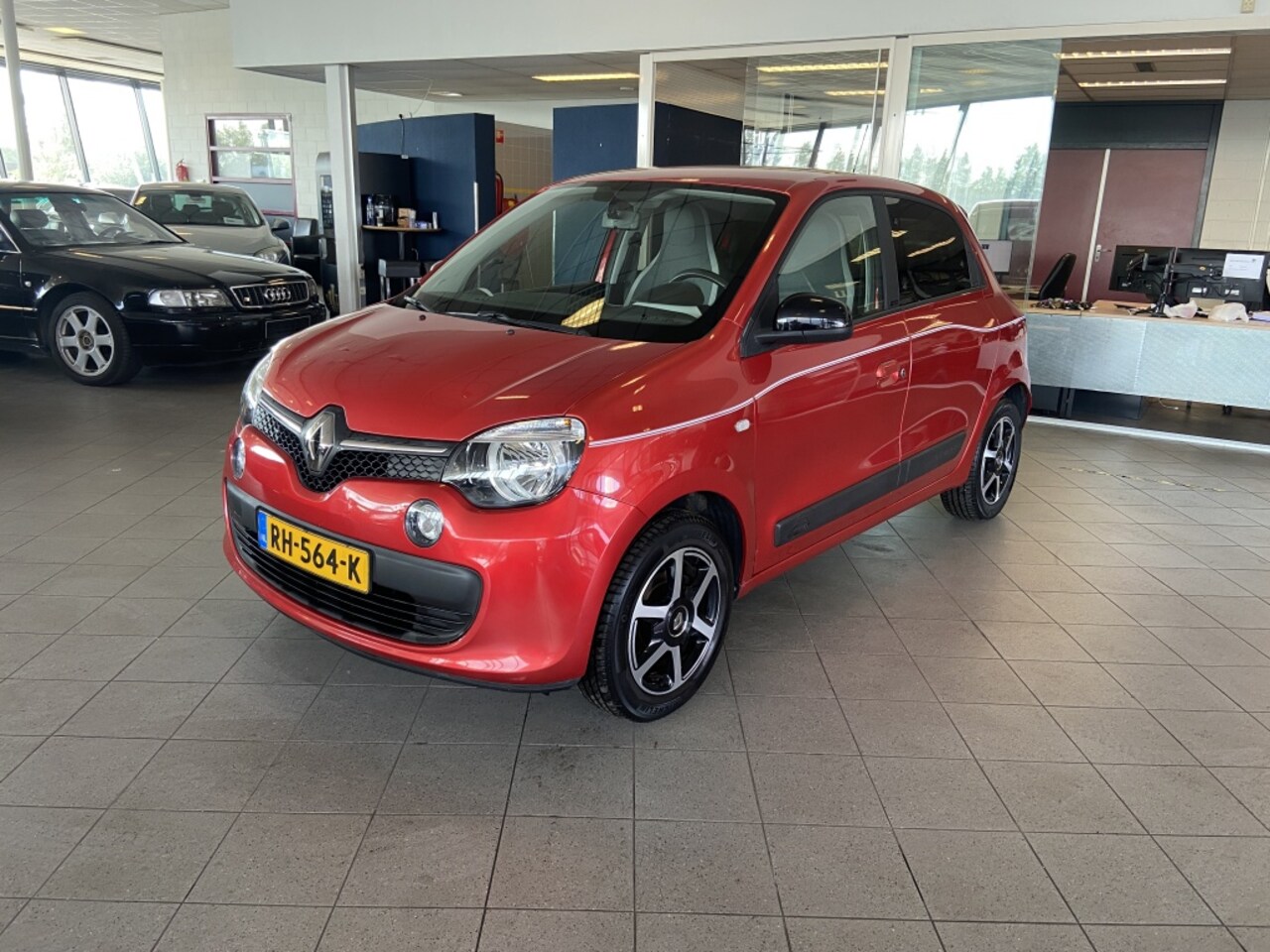 Renault Twingo - 1.0 SCe Limited 1.0 SCe Limited - AutoWereld.nl
