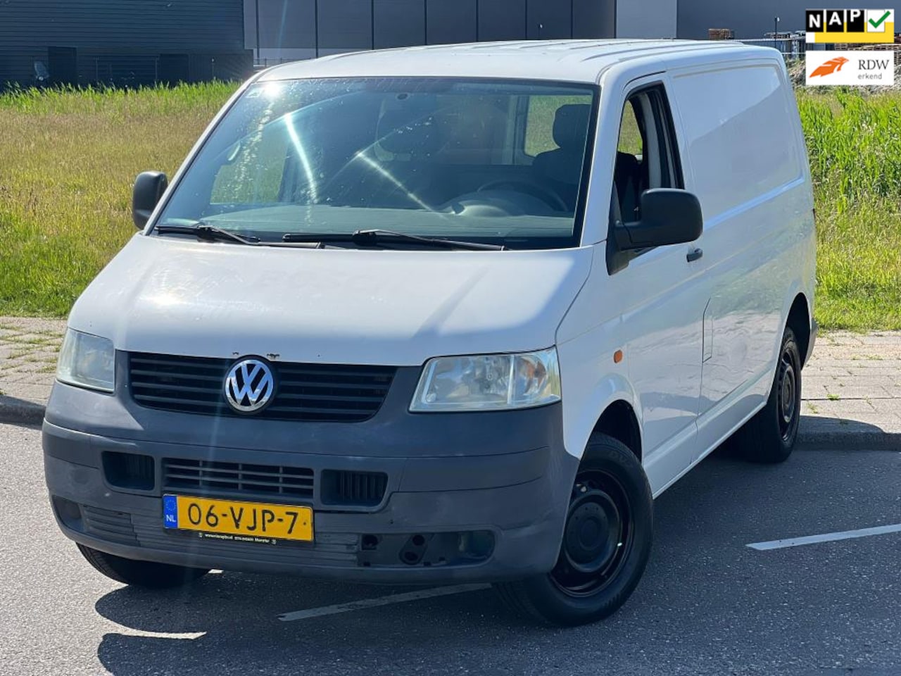 Volkswagen Transporter - 1.9 TDI 300 T800 t5|AIRCO|ELEK RMN|EXPORT|NAP|PARKSENSOR - AutoWereld.nl