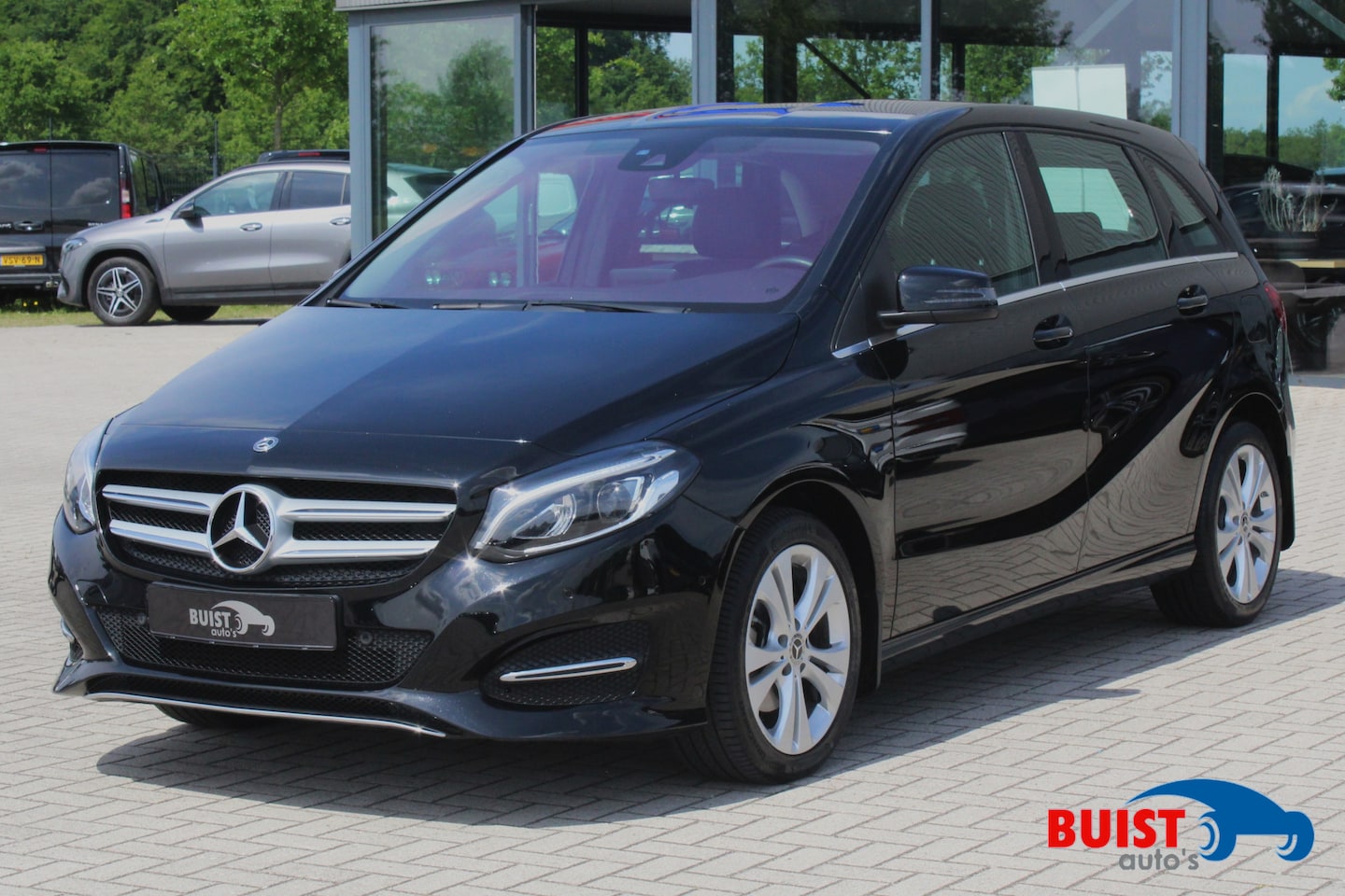 Mercedes-Benz B-klasse - 220 d 177pk Business AUTOMAAT TREKHAAK LED - AutoWereld.nl