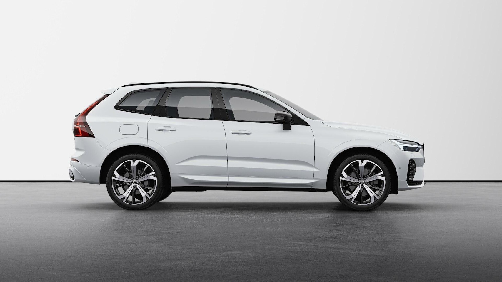 Volvo XC60 - 2.0 Recharge T6 AWD Ultra Dark MY2025 Long Range - AutoWereld.nl