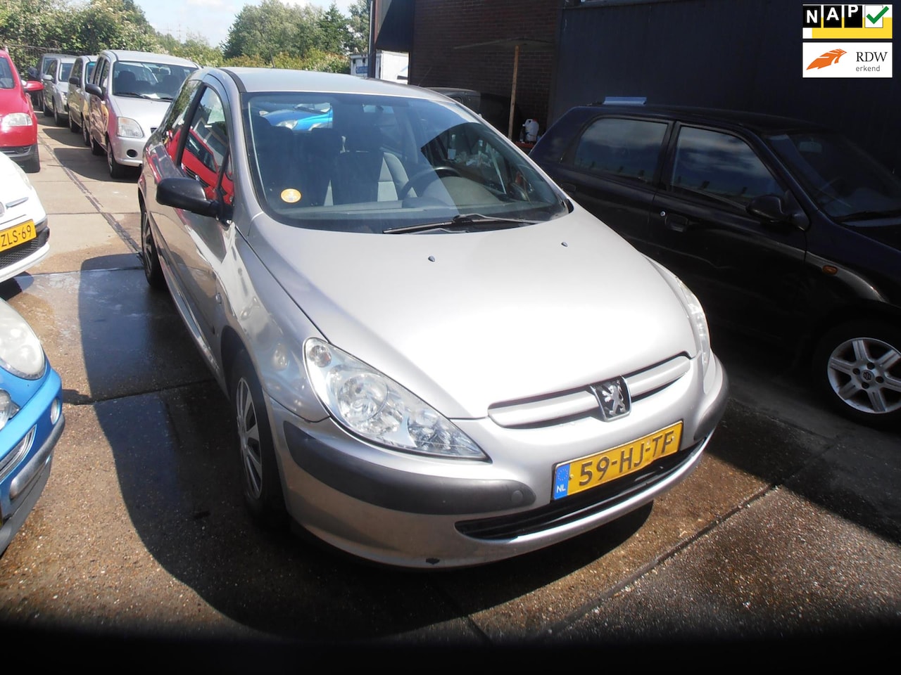 Peugeot 307 - 1.6-16V XR airco elek pak nap apk - AutoWereld.nl
