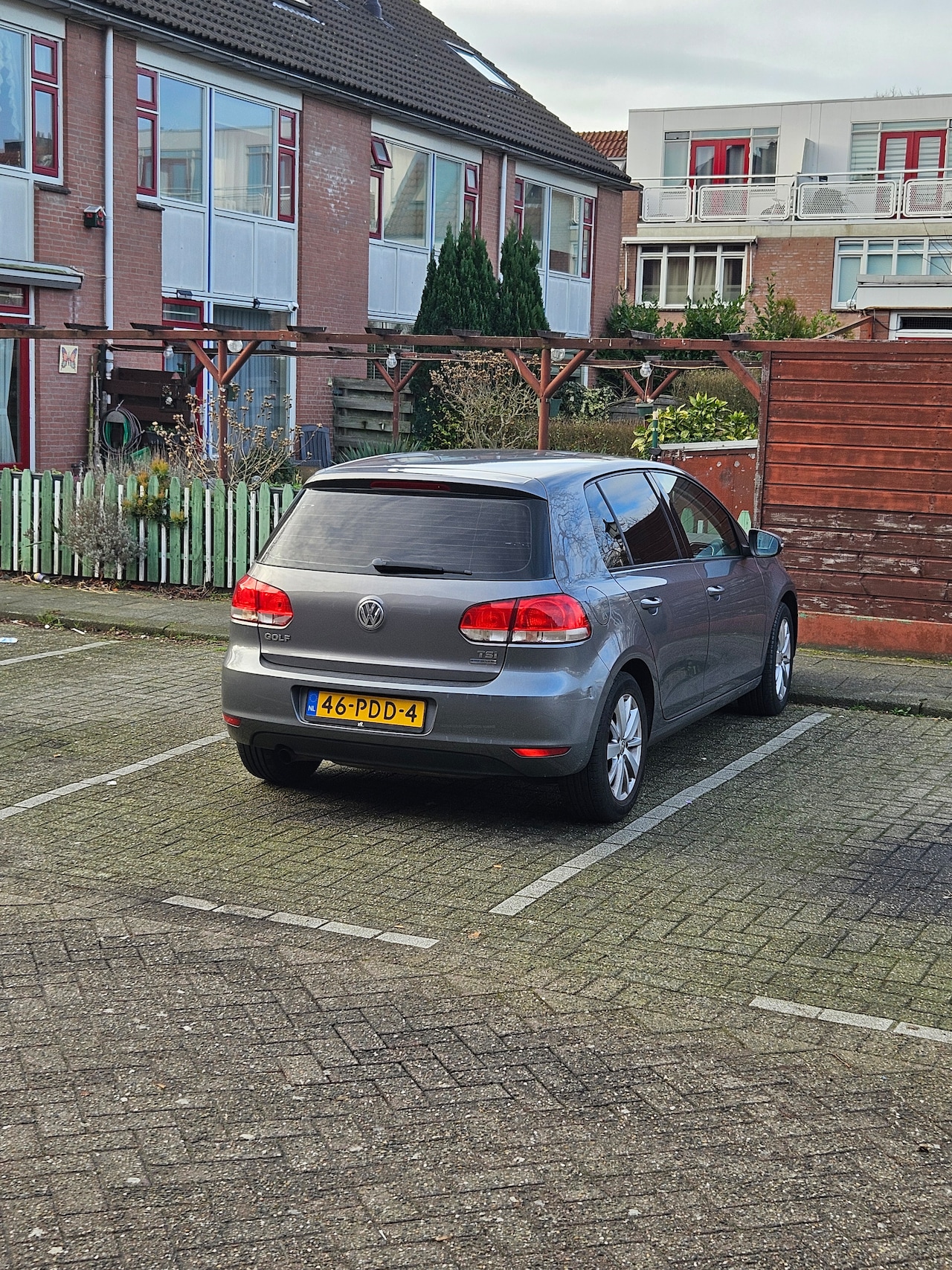 Volkswagen Golf - 1.2 TSI Tour II BlueMotion - AutoWereld.nl