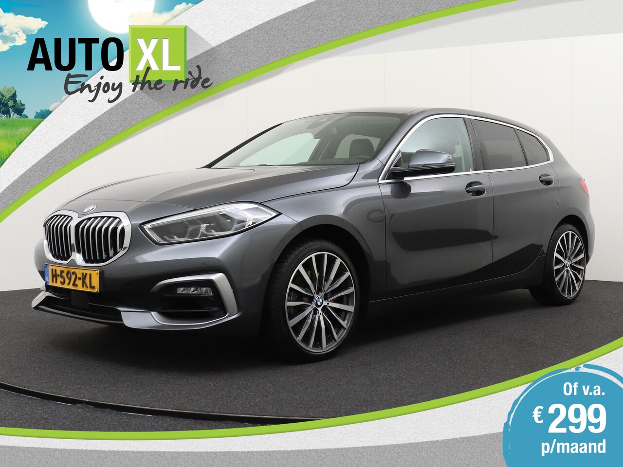 BMW 1-serie - 118i Aut. High Exe. Trekhaak Head-up Display Camera Leder - AutoWereld.nl