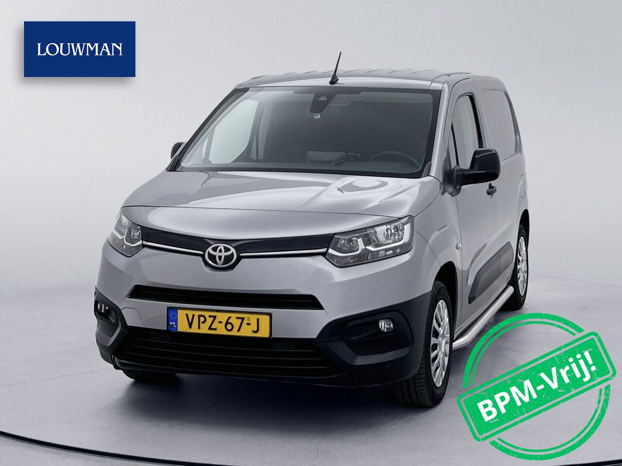 Toyota ProAce City - 1.5 D-4D Live 130pk Automaat Navigatie Achteruitrijcamera Sidebars Cruise Control - AutoWereld.nl