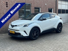 Toyota C-HR - 1.8 Hybrid Executive. Bi Tone, Navi, Camera, StoelVerw, Afn Haak