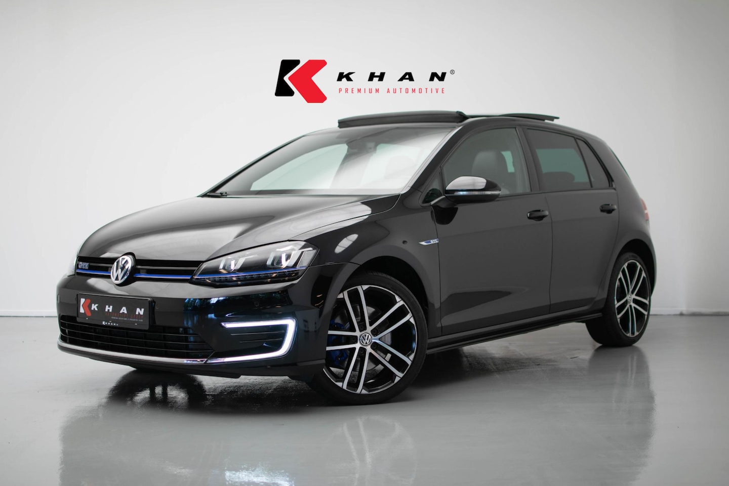 Volkswagen Golf - 1.4 TSI GTE |Pano|Kleppensysteem|Leder|Camera| - AutoWereld.nl