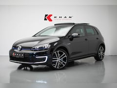 Volkswagen Golf - 1.4 TSI GTE |Pano|Kleppensysteem|Leder|Camera|
