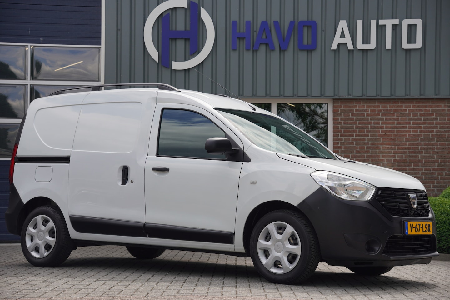 Dacia Dokker - 1.6 MPi 1.6 MPI, AIRCO, BTW-VRIJ / MARGE - AutoWereld.nl
