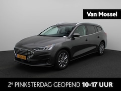 Ford Focus Wagon - 1.0 EcoBoost Hybrid Titanium | Navigatie | Parkeersensoren voor - achter | Licht Metalenve