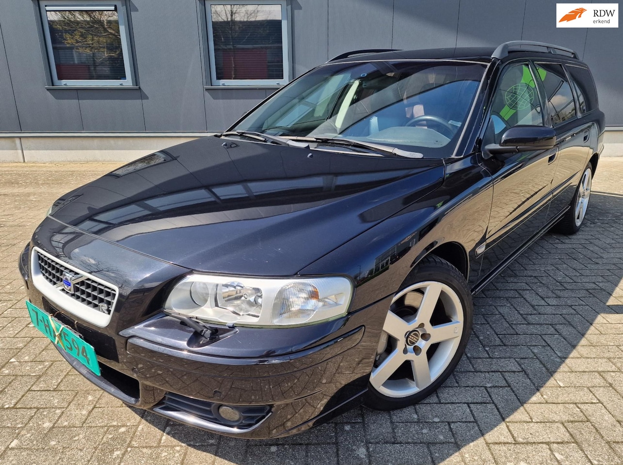 Volvo V70 - 2.5 R 2.5 R, netto ex btw € 15.650, bijtel vriendelijk! - AutoWereld.nl