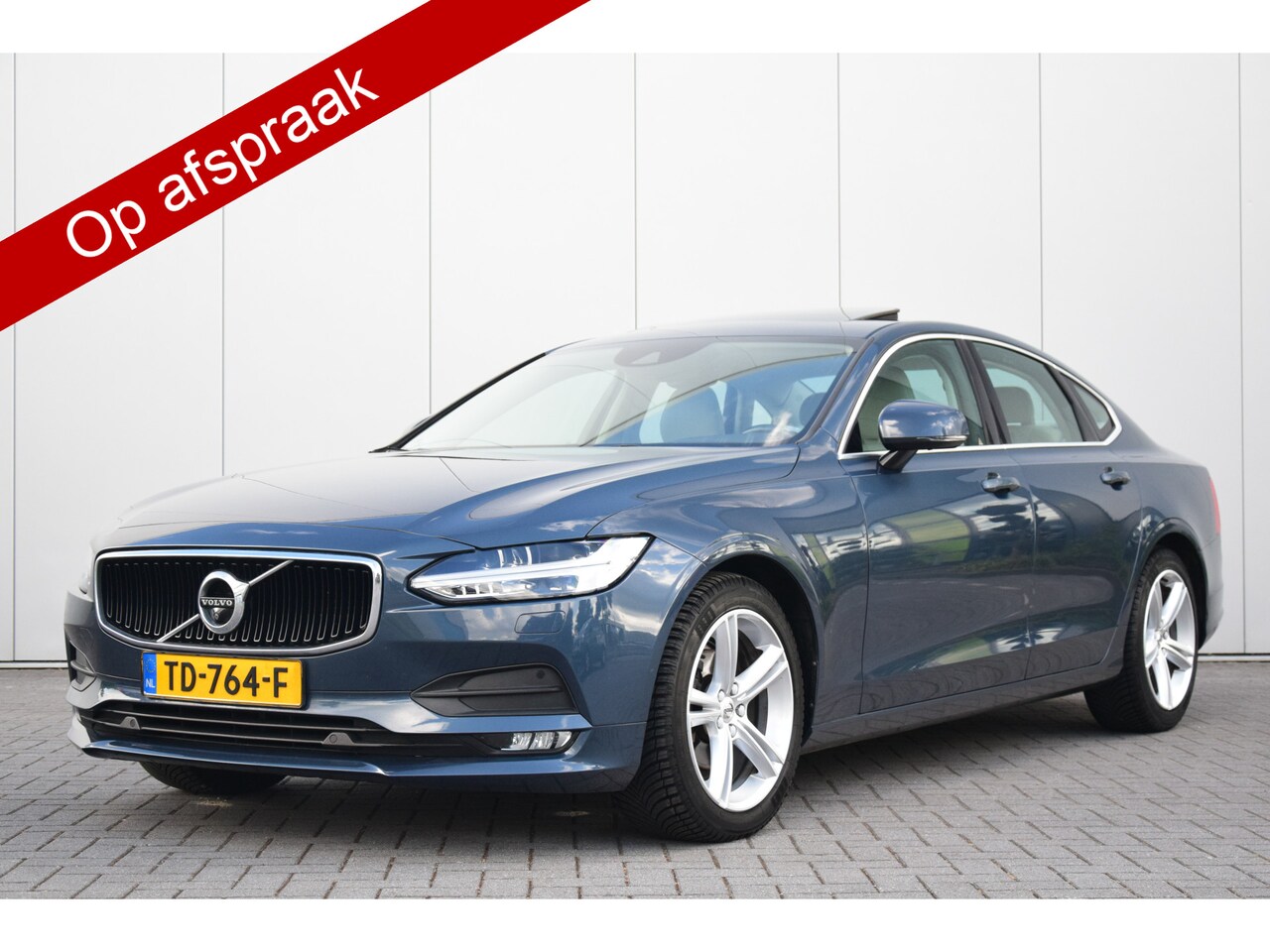 Volvo S90 - 2.0 D4 Momentum Schuifdak Leer/Verwarmd Business/Versality/Luxury-Line - AutoWereld.nl