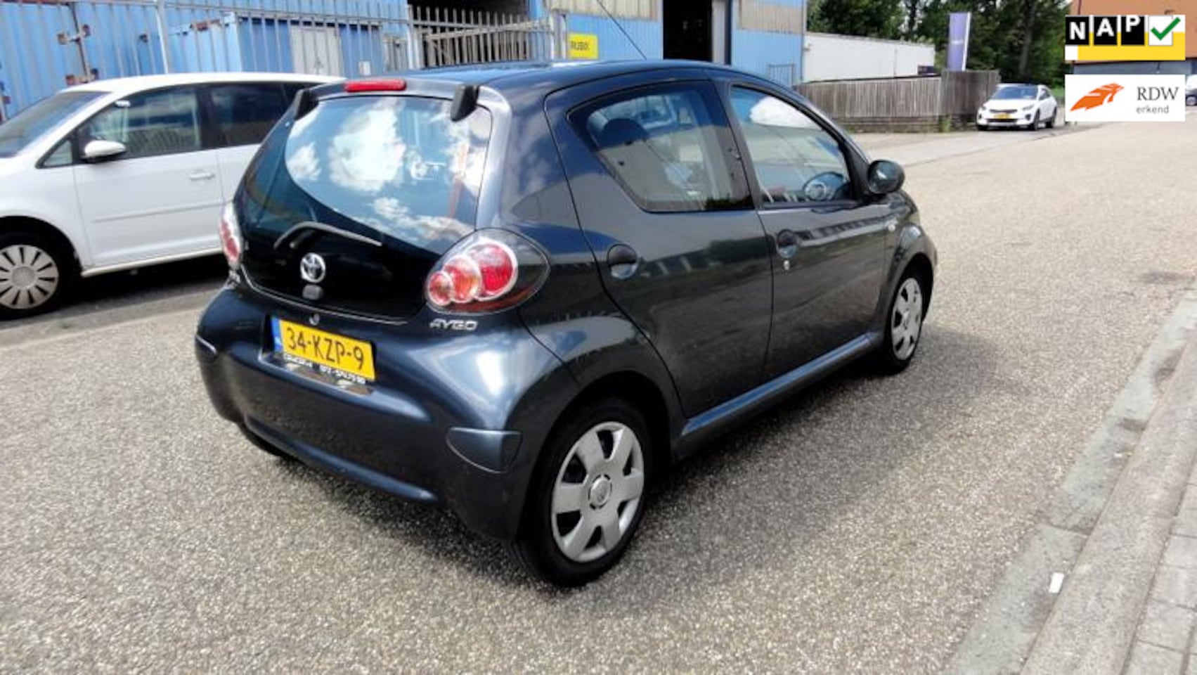 Toyota Aygo - 1.0-12V Access 5 D 2010 NAP Airco Apk 07/06/2026 - AutoWereld.nl