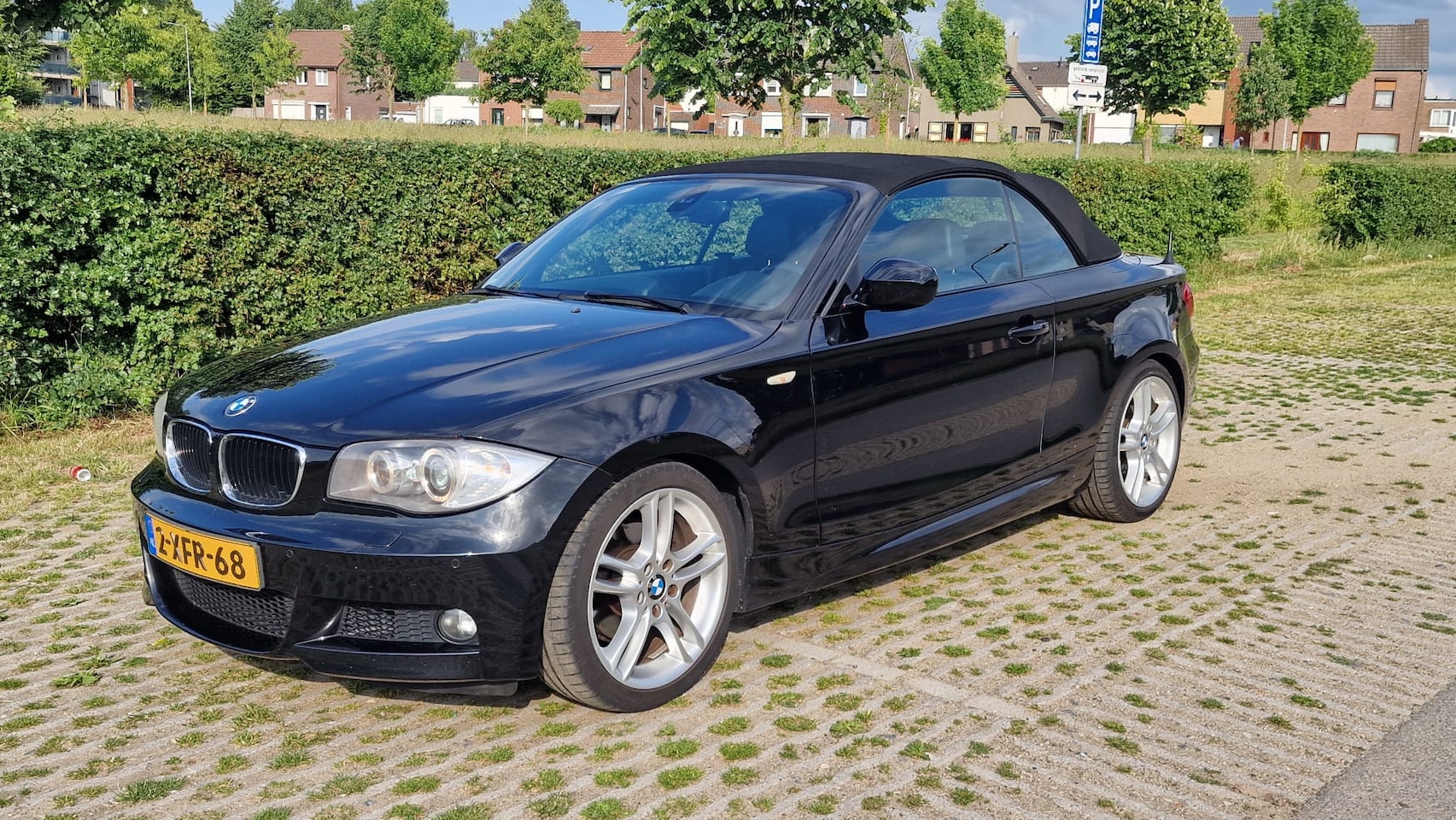 BMW 1-serie Cabrio - 120i High Executive M-Sport - AutoWereld.nl