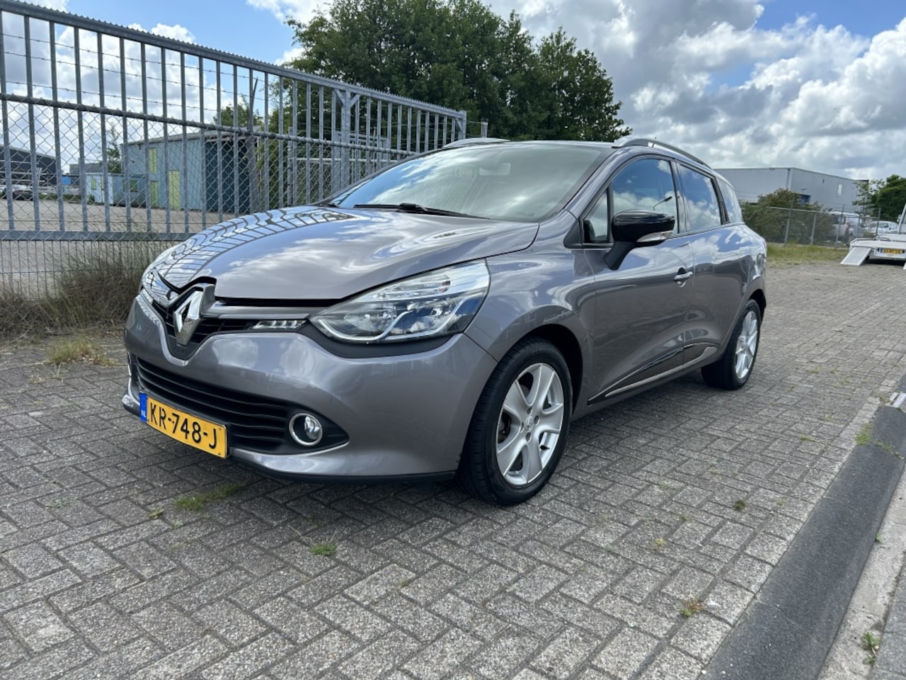 Renault Clio Estate - 0.9 TCe Limited 0.9 TCe Limited - AutoWereld.nl