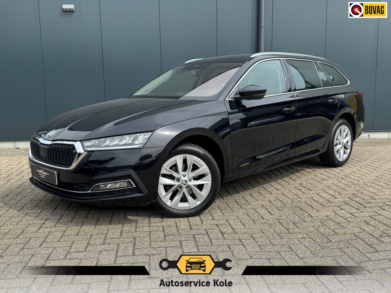 Skoda Octavia Combi - 1.5 TSI * Sideassistent * Visueel Cockpit * Leder * - AutoWereld.nl