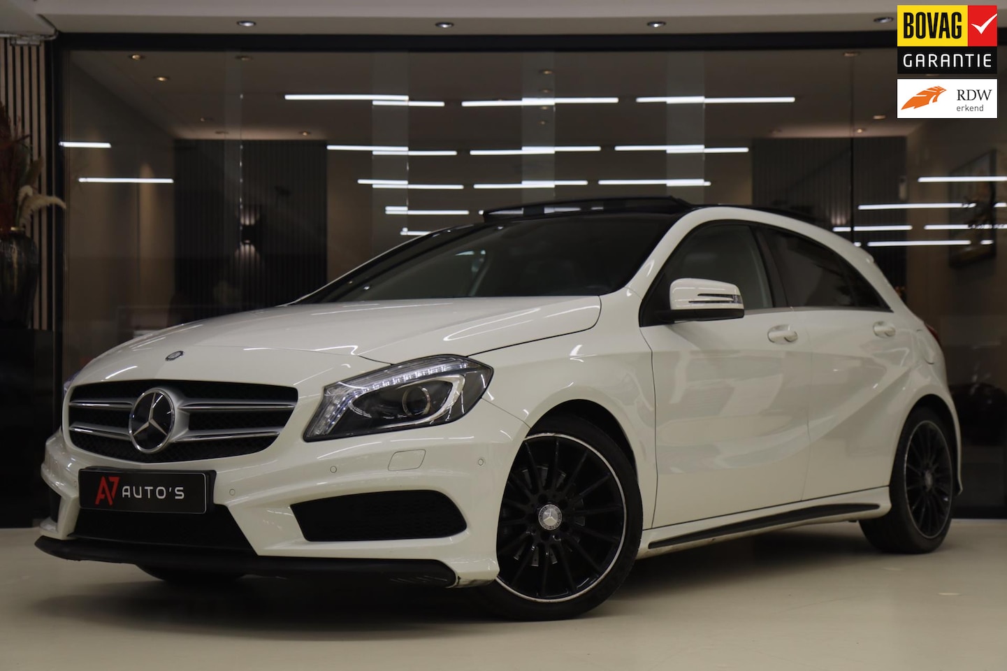 Mercedes-Benz A-klasse - 200 CDI AMG PANODAK/CAMERA/AMGPAKKET/STOELV/VOL - AutoWereld.nl