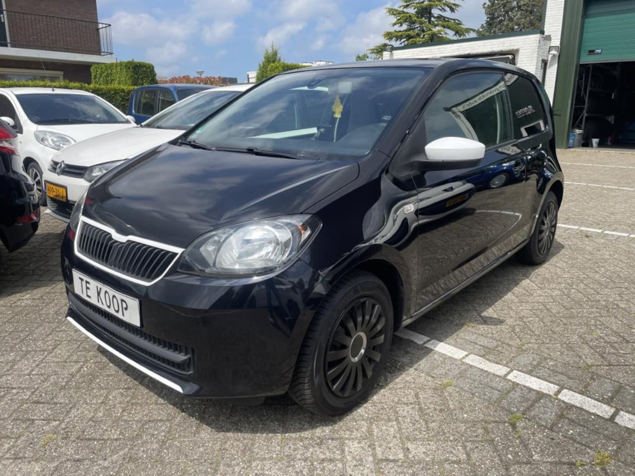 Skoda Citigo - / Airco / Navigatie / PDC/ Cruise control / - AutoWereld.nl