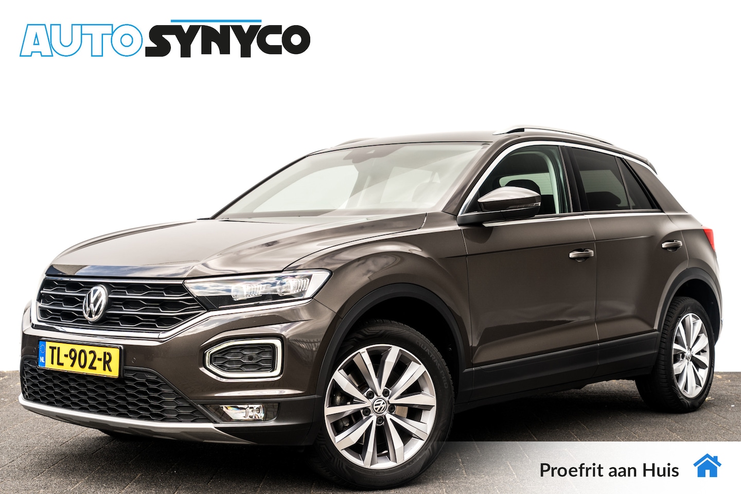 Volkswagen T-Roc - 1.5 TSi 150 PK Sport | Adapt. Cruise | Trekhaak | LED | 17 inch LMV | Getint Glas - AutoWereld.nl