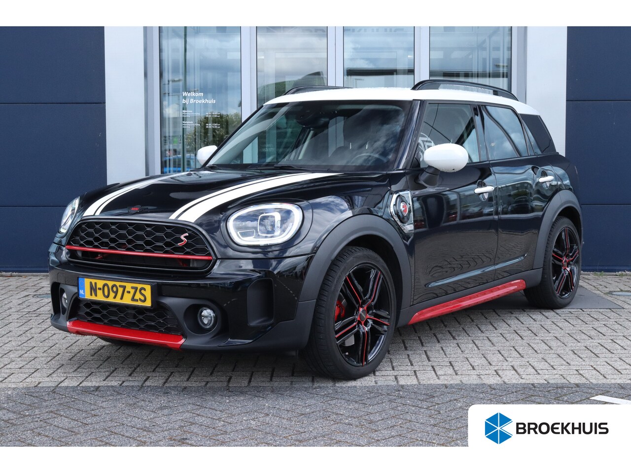 MINI Countryman - Mini 2.0 Cooper S E ALL4 Classic | Cruise Control | Stoelverwarming | Sensoren achter | Ke - AutoWereld.nl