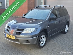 Mitsubishi Outlander - 2.0 Invite plus❄️Airco❄️