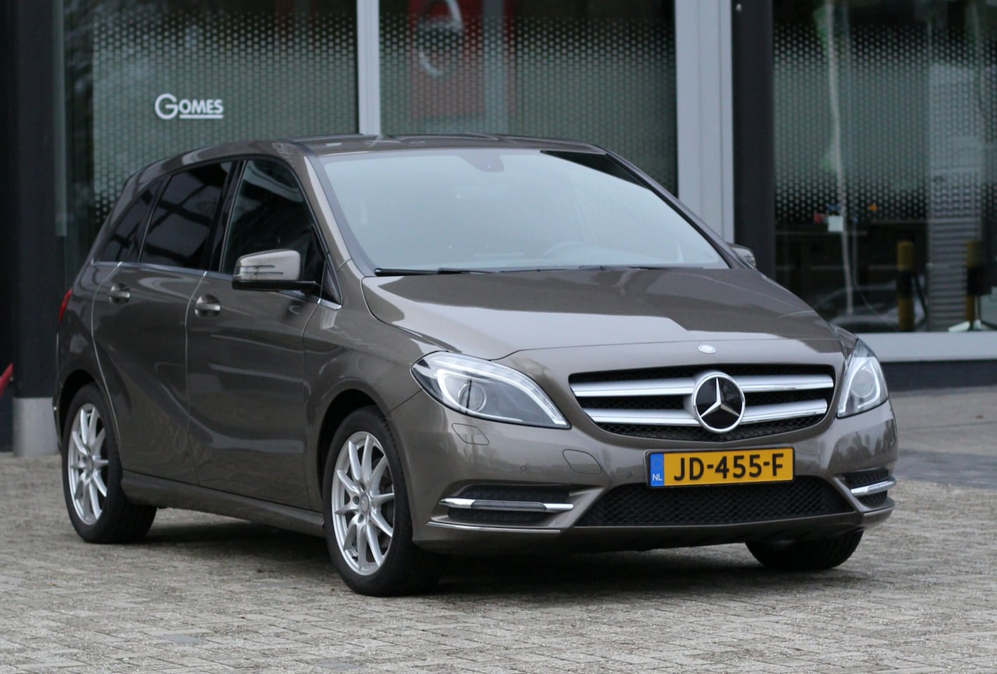 Mercedes-Benz B-klasse - 200 Ambition - AutoWereld.nl
