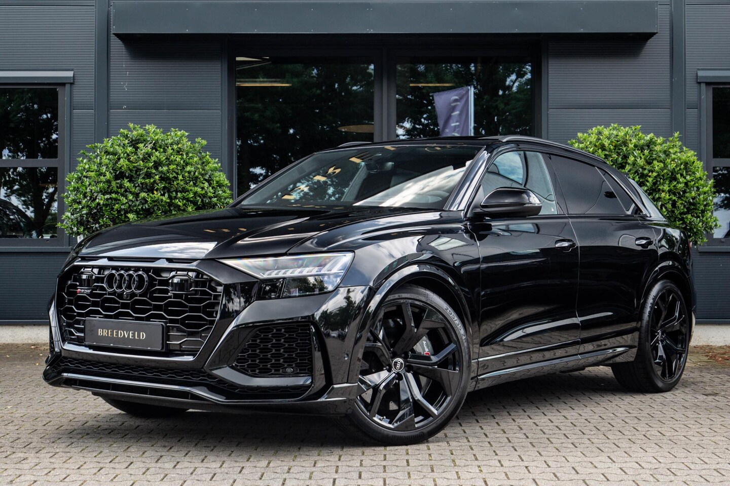 Audi RSQ8 - 4.0 TFSI 600Pk quattro - AutoWereld.nl