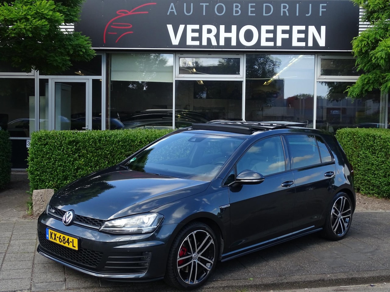 Volkswagen Golf - 2.0 TDI GTD Sport&Sound I EERSTE LAK I DYNAUDIO I VOLKSWAGEN MOBILITEITSGARANTIE I VOL DEA - AutoWereld.nl