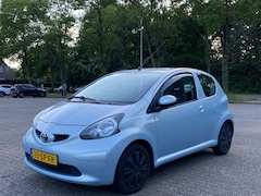 Toyota Aygo - 1.0-12V +