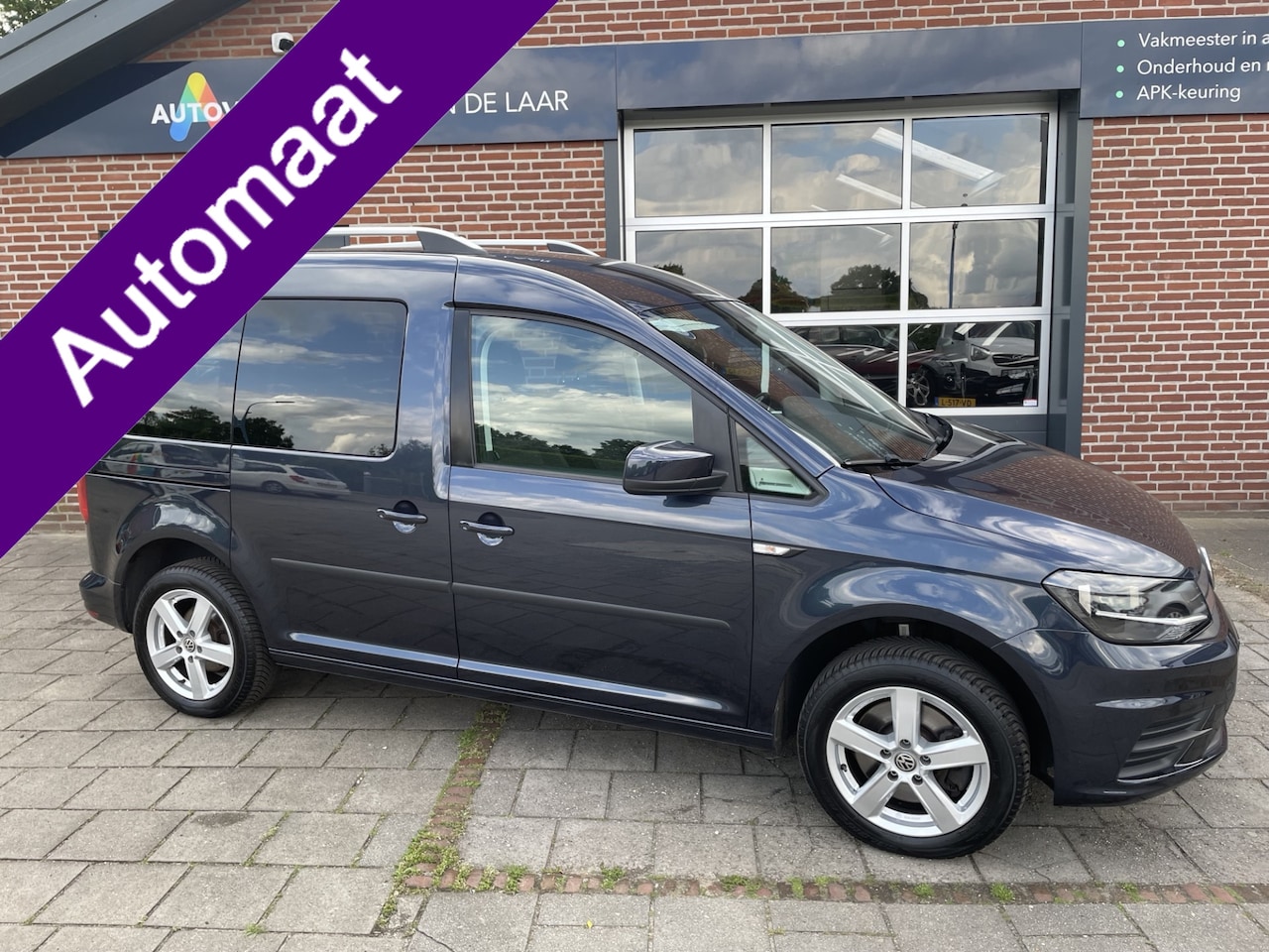 Volkswagen Caddy - Combi 1.4 TSI Trendline 92kw Life DSG (Trekhaak, Cruise control, Carplay / Android) RIJKLA - AutoWereld.nl