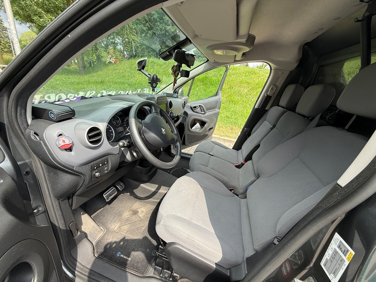 Peugeot Partner - 120 1.6 BlueHDi 100 L1 Première S&S - AutoWereld.nl