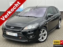 Ford Focus - 2.5 ST | Brembo | Recaro | Youngtimer | Keurig onderhouden | NAP Interesse, Proefrit? Bel