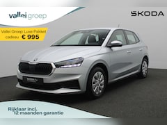 Skoda Fabia - 1.0 MPI 80 pk Ambition | Parkeersensoren achter | Apple Carplay / Android Auto | Cruise Co