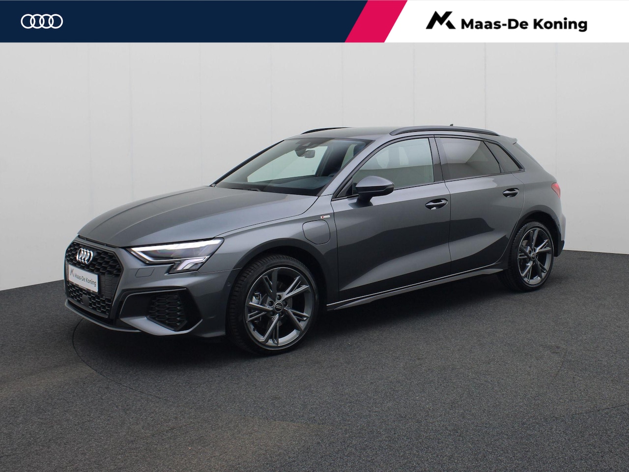 Audi A3 Sportback - 40 TFSIe 150kW/204PK S Line · Drive select · Leder/stof · Trekhaak · Garantie tot juni 202 - AutoWereld.nl
