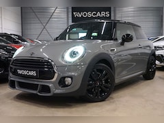MINI Cooper - 1.5 * JCW Pakket - Moonwalk Grey - LED - Navi - 17" - Stoelverwarming - JCW Stoelen